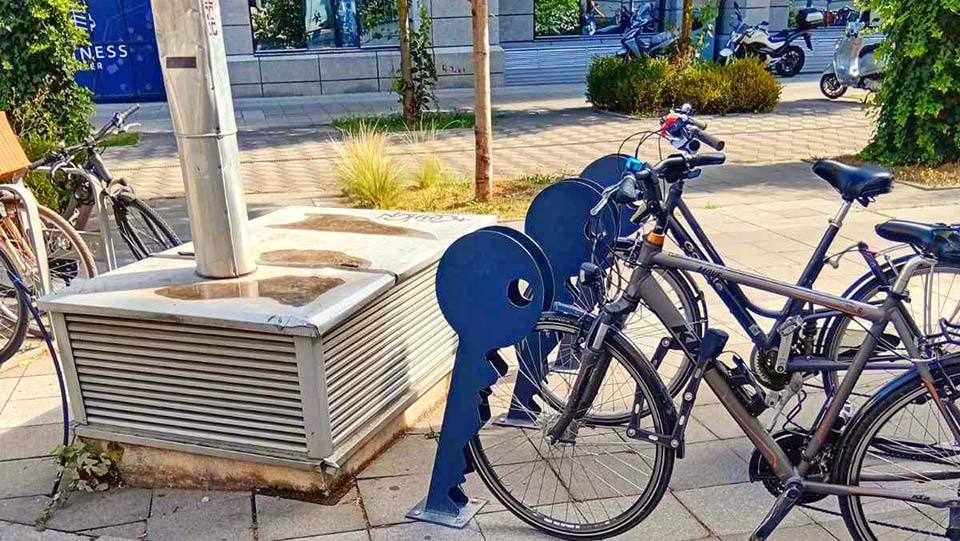 Герасимовски: Поставивме нови паркинзи за велосипеди и тротинети во Центар